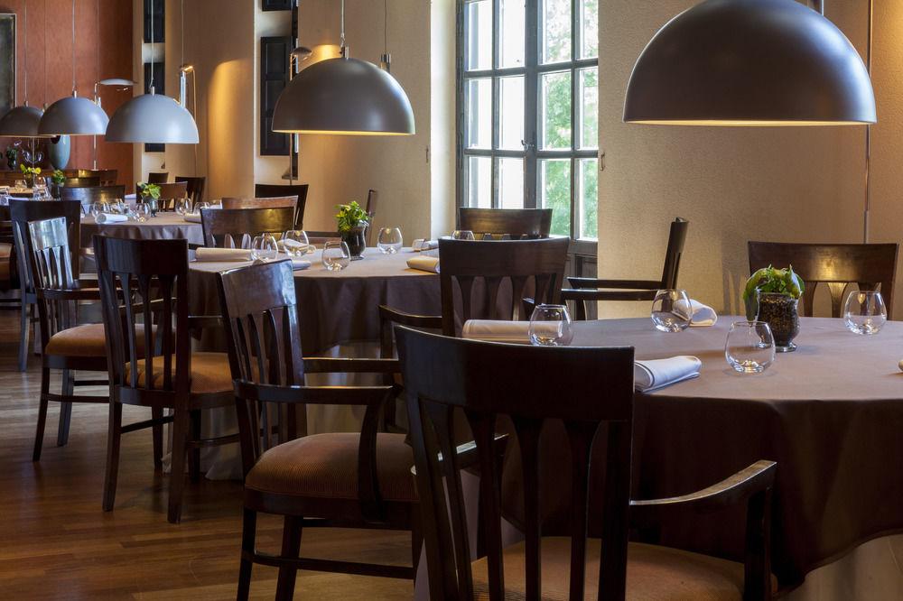 Ac Hotel Palacio De Santa Ana By Marriott Valladolid Exteriör bild Restaurant